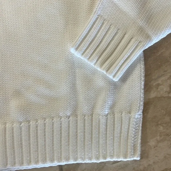 Polo Ralph Lauren white knitted sweater. - Picture 3 of 4